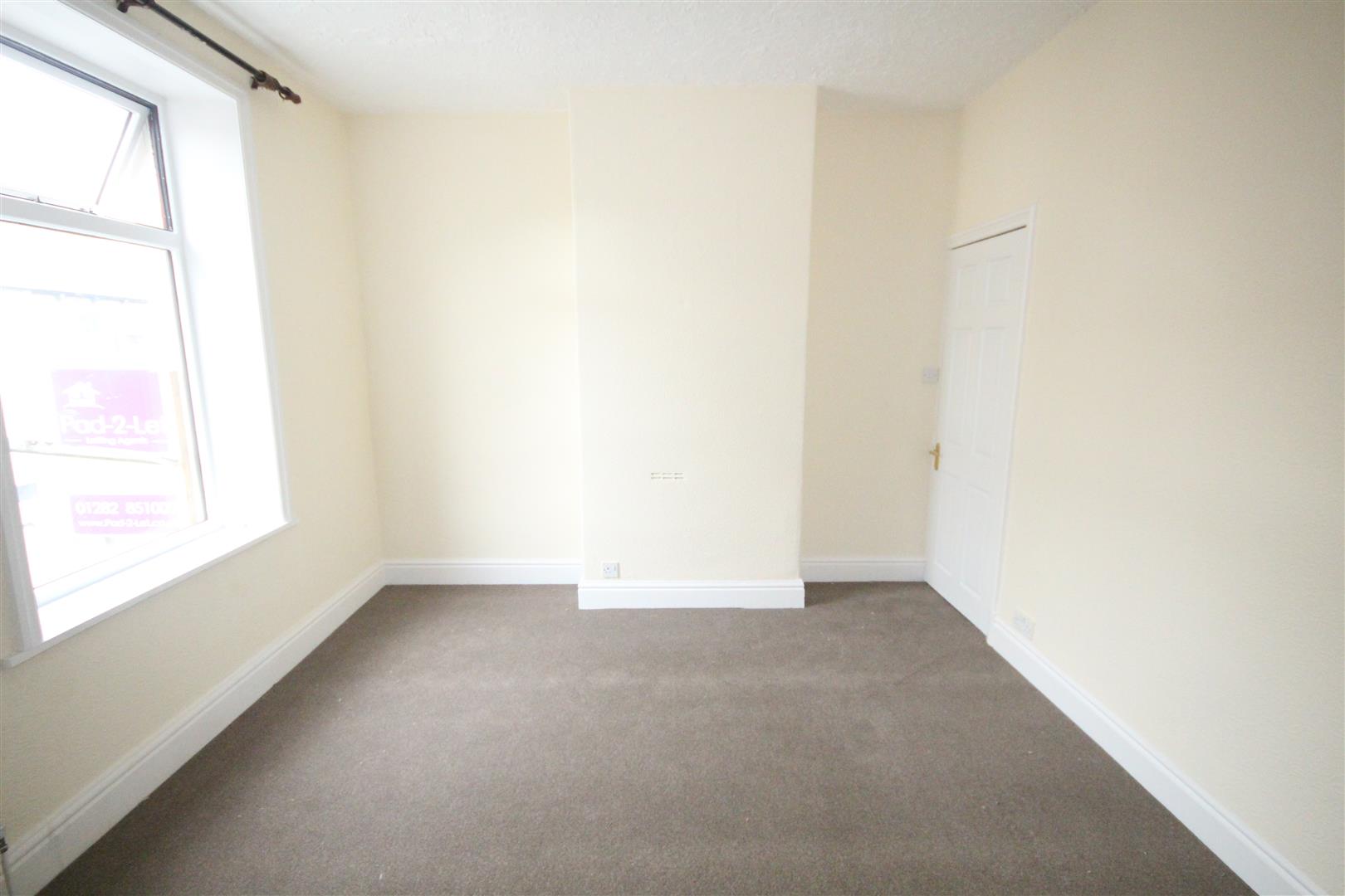 3 bedroom mid terrace house To Let in Barnoldswick - 2016-03-15 10.18.05.jpg